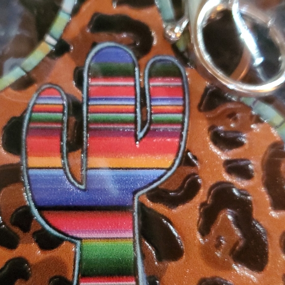 Keychain - Picture 2 of 3